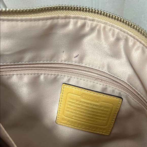 🍍Coach POPPY Tan and Yellow Shoulder/Crossbody bag. EUC - Picture 12 of 13